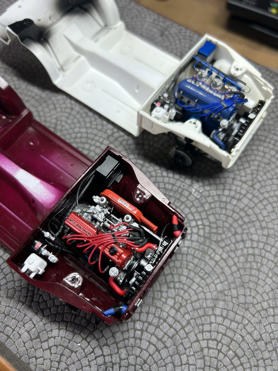 the_3988's tweet photo. タミヤ1/24
NISSANフェアレディ240Z、240ZG
エンジン制作。
#NISSANフェアレディ240Z
#NISSANフェアレディ240ZG
#タミヤ https://t.co/KGfgZaTfkd