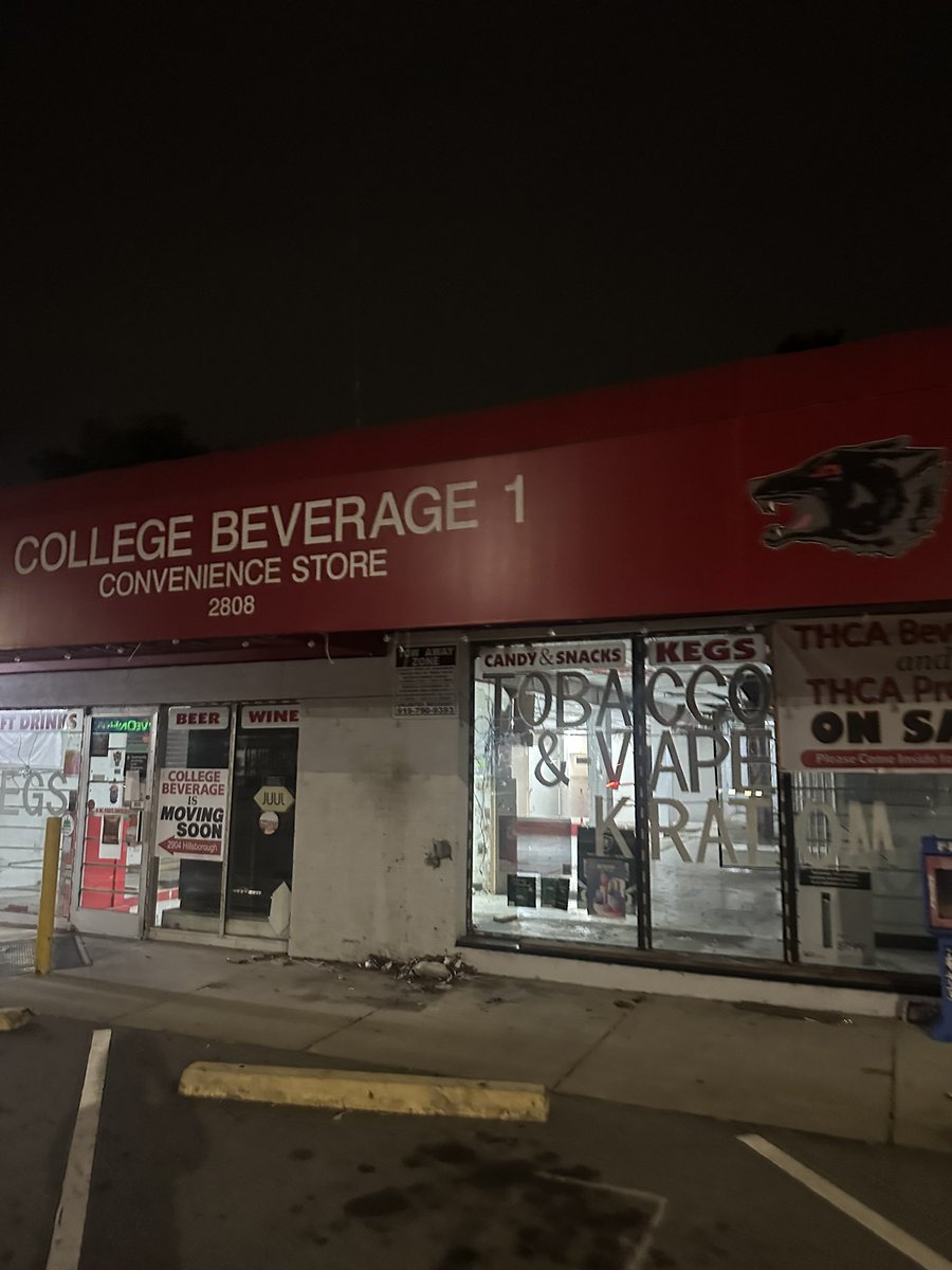 stlydanenjoyer's tweet image. So leave my sweater on the porch