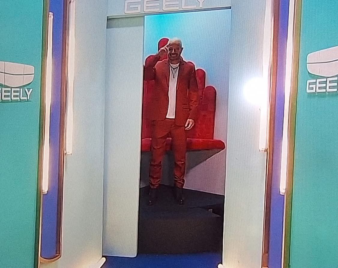 Lo diste todo, ni modo te tocó la temporada donde las estúpidas apoyan a destalentados. #LaCasaDeLosFamososMx