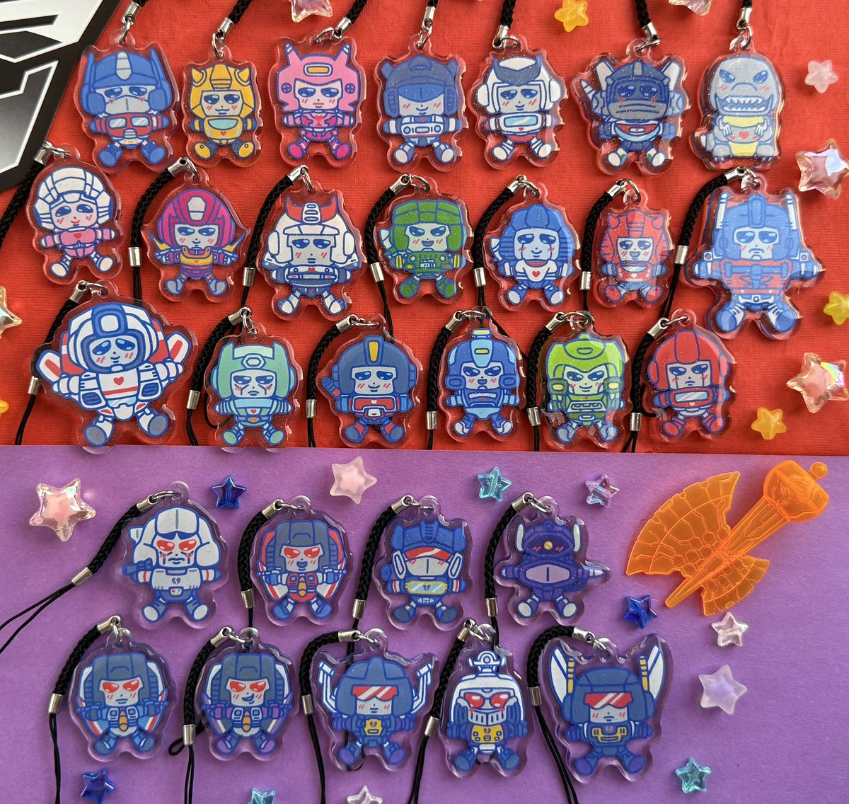 nutbranch's tweet photo. spread the word.. kuni's online shop is updating this friday sept 12 5pm pst!! 

plenty of transformers and leftover con goodies! thanks a bunch 🫶 https://t.co/K5XU7BBehd