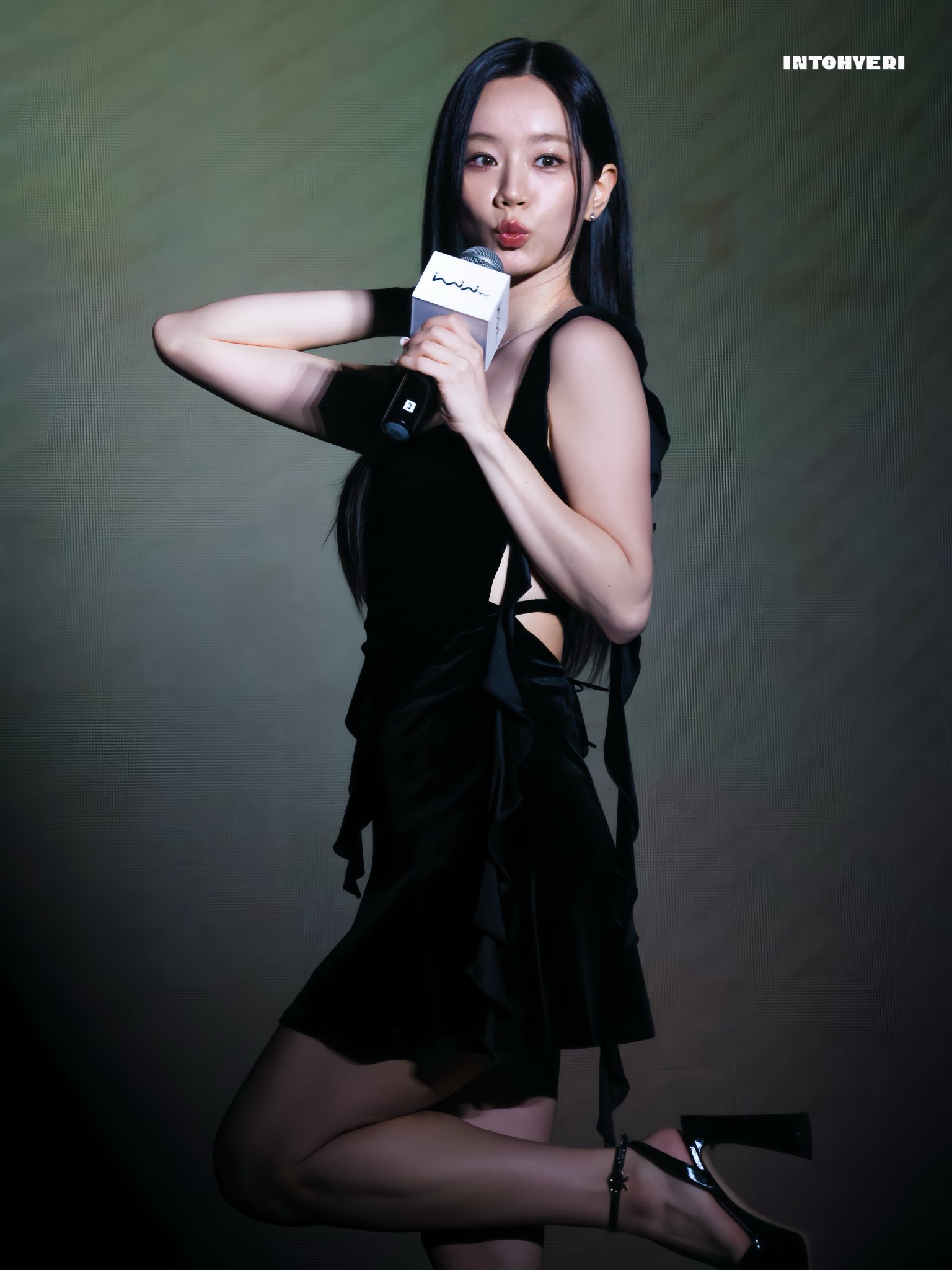 intohyeri on X: 