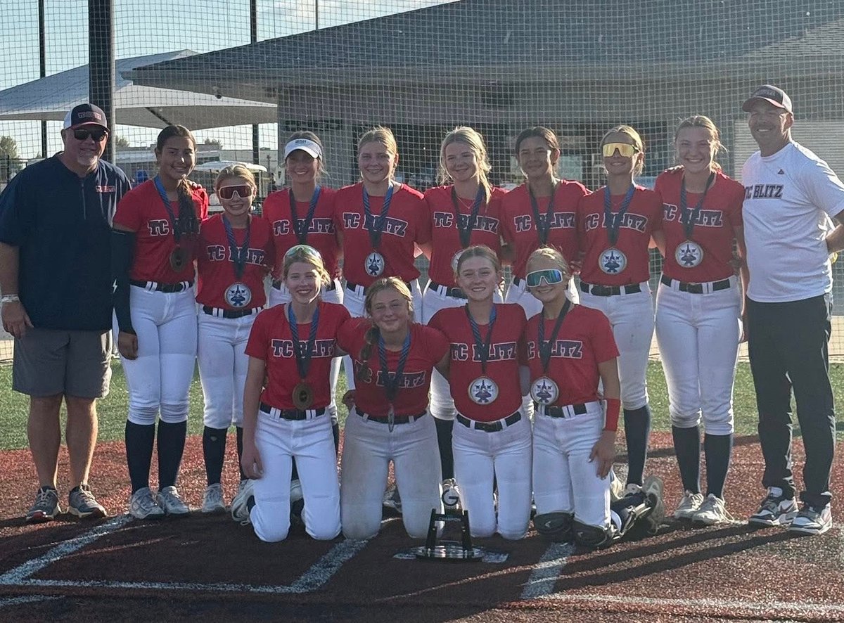 Congrats to 14u National Anderson on winning the Top Gun IA College Prospects tourney!!! Awesome weekend, ladies!! #rollblutz <a href="/TopGunEvents/">Top Gun Events</a>