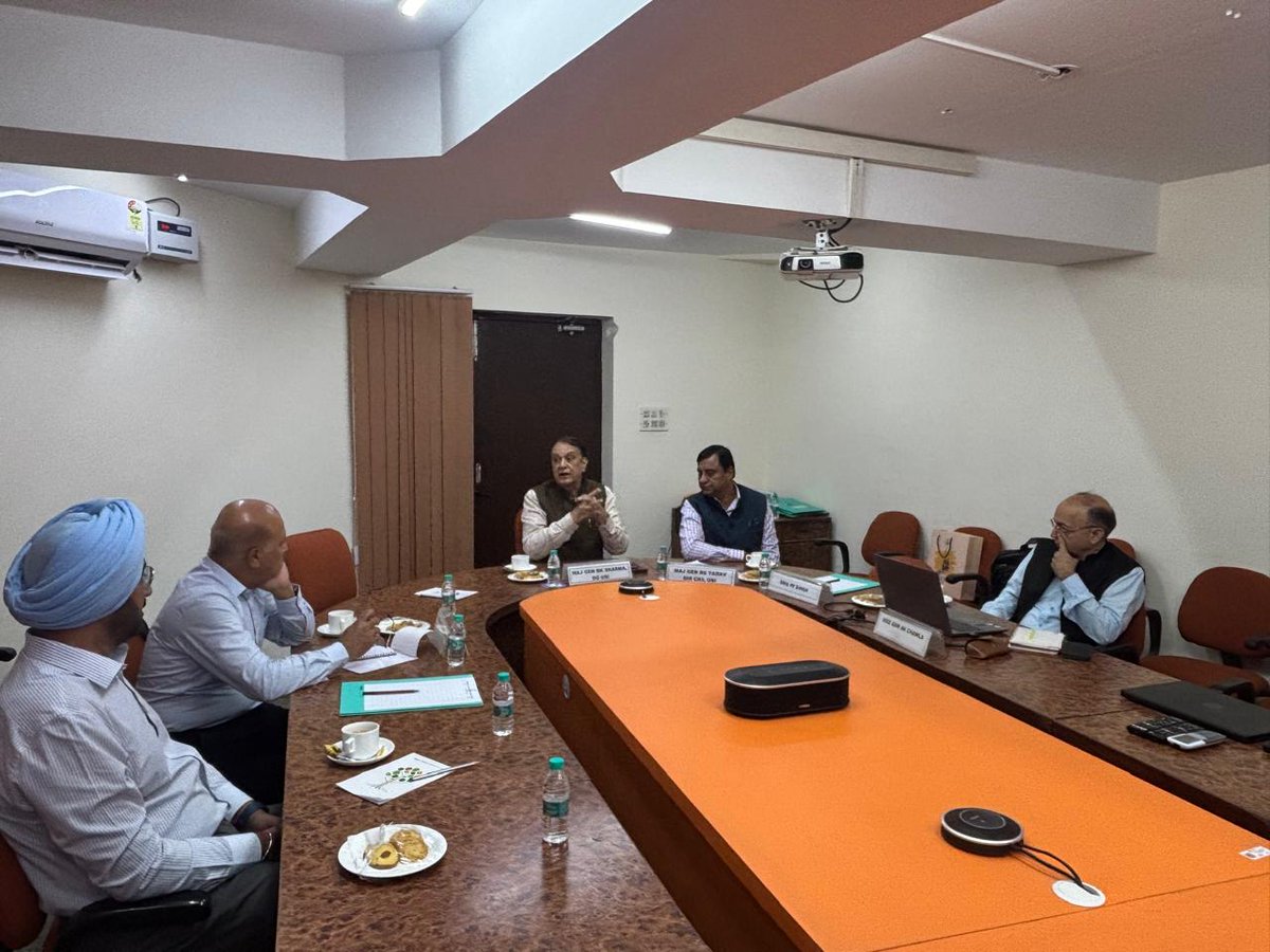 USIofIndia's tweet image. The Centre for Strategic Studies &amp;amp; Simulation (CS3), @USIofIndia, hosted the 2nd presentation under the Admiral RD Katari Chair of Excellence on “Maritime Grey Zone Warfare: A 360° View” by Vice Adm AK Chawla (Retd).

#CS3 #USI #MaritimeSecurity #GreyZoneWarfare