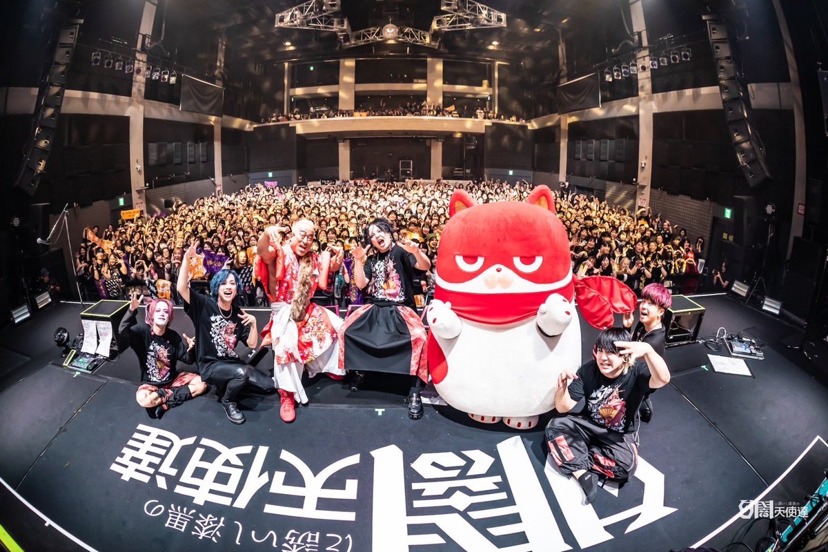 パーティーモンスター【夕闇に誘いし漆黒の天使達】 (@party_monster06