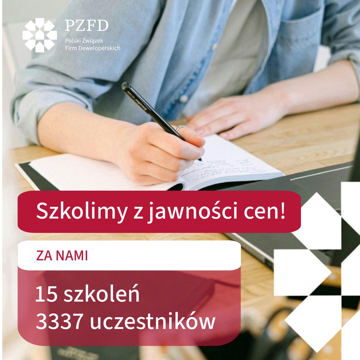 Za nami intensywne miesiące edukacji w PZFD.
✔️ 1️⃣5️⃣szkoleń,
✔️ 7️⃣3️⃣0️⃣ osób na ostatnim, otwartym webinarze (05.09.2025 r.), 
✔️ 3️⃣3️⃣3️⃣7️⃣ uczestników łącznie na szkoleniach #PZFD z jawności cen ofertowych.

☝️W związku z wejściem w życie Ustawy o jawności cen ofertowych mieszkań