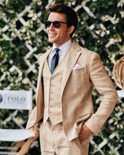 KanthonyAddict's tweet photo. Vested interest in Ralph Lauren. #kanthony https://t.co/L9P5OI6ZQz