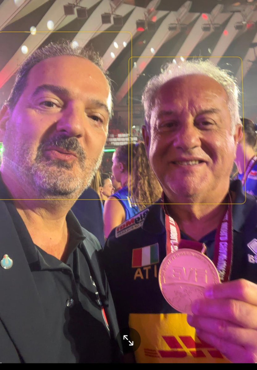 Cuore, carattere, lacrime e sangue 
L’Italia che rimonta sempre, che si rialza sempre, per tornare ancora più grande, in ogni circostanza, nel lavoro, nella vita, pancia a terra e schiena dritta con fierezza 
E’ la Nostra Italia 
🇮🇹🇮🇹🇮🇹🇮🇹
#CampionidelMondo