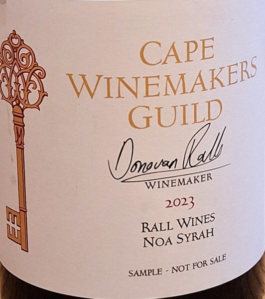 First ever 99/100 on Winemag: Rall Noa Syrah 2023, ahead of the CWG Auction.

Why not 100? SA wine is still climbing – the last point stays in reserve.

Do you agree 100 should mark “the summit”, or be awarded whenever what’s in the glass feels perfect? winemag.co.za/wine/industry-…