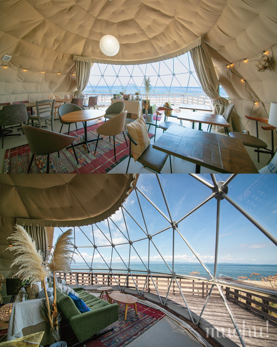 muchu_mobi's tweet image. muchu!最新号より「ペット同伴OK🐶みんなで楽しむ秋グルメ特集」掲載店舗を紹介🌊
4軒目は #大村市 の #cafeuniversal（ユニバーサル）さん🥤

テラスやドームテント内から大村湾を眺めながら、麹や地元食材を使ったホットサンドやドリンクが味わえます🍋✨

記事はこちらから muchu.mobi/autumngurumet2…