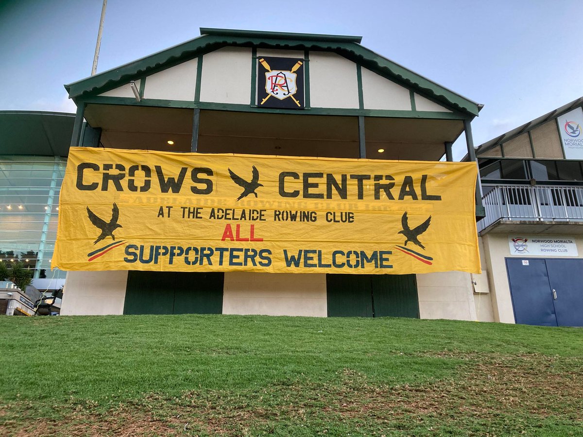 CrowsCentral's tweet image. Here we go again #weflyasone fam! ❤️💙💛
Semi final tonight!

We are OPENING from 4pm - 3hrs before the bounce.
All supporters come grab a drink &amp;amp; a bite to eat.
We would love to see you.

Look for the YELLOW Banner at the Rowing Club. #AflCrowsHawks #AFLFinals