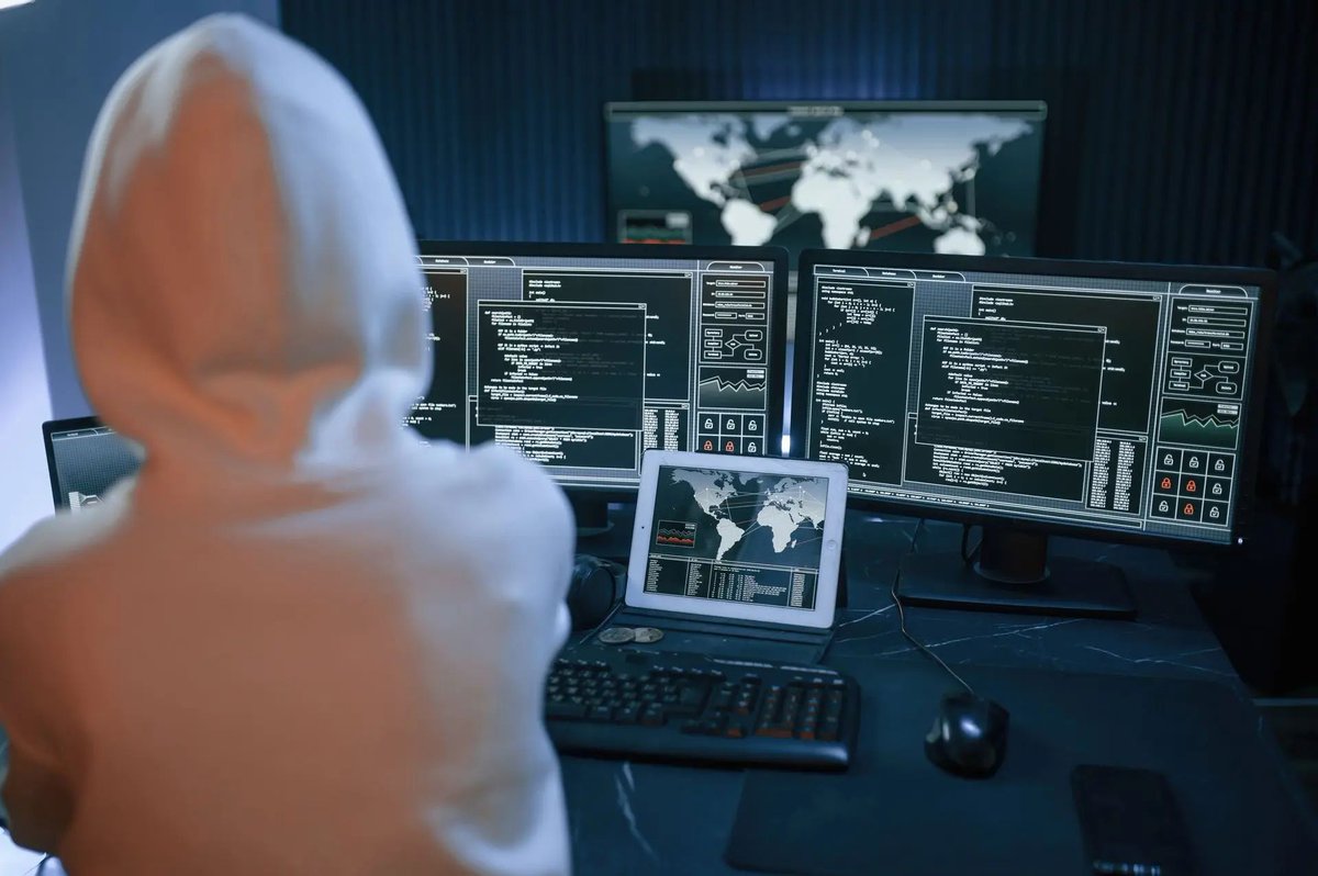 ESET descubre un nuevo grupo de ciberamenazas chino: GhostRedirector manipula Google y envenena servidores Windows con puertas traseras.

#CNIPJ #peritojudicial #peritotecnologico

ontinet.com/blog/protegers…