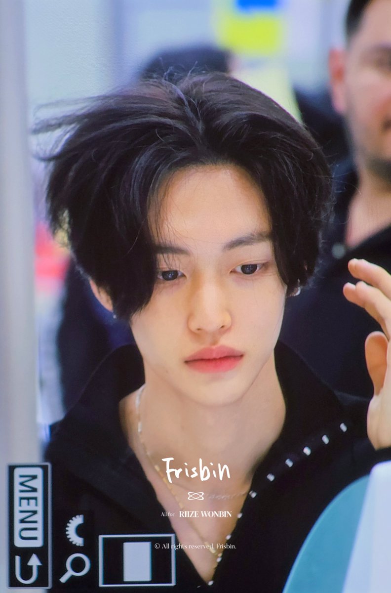 Frisbin. tweet media