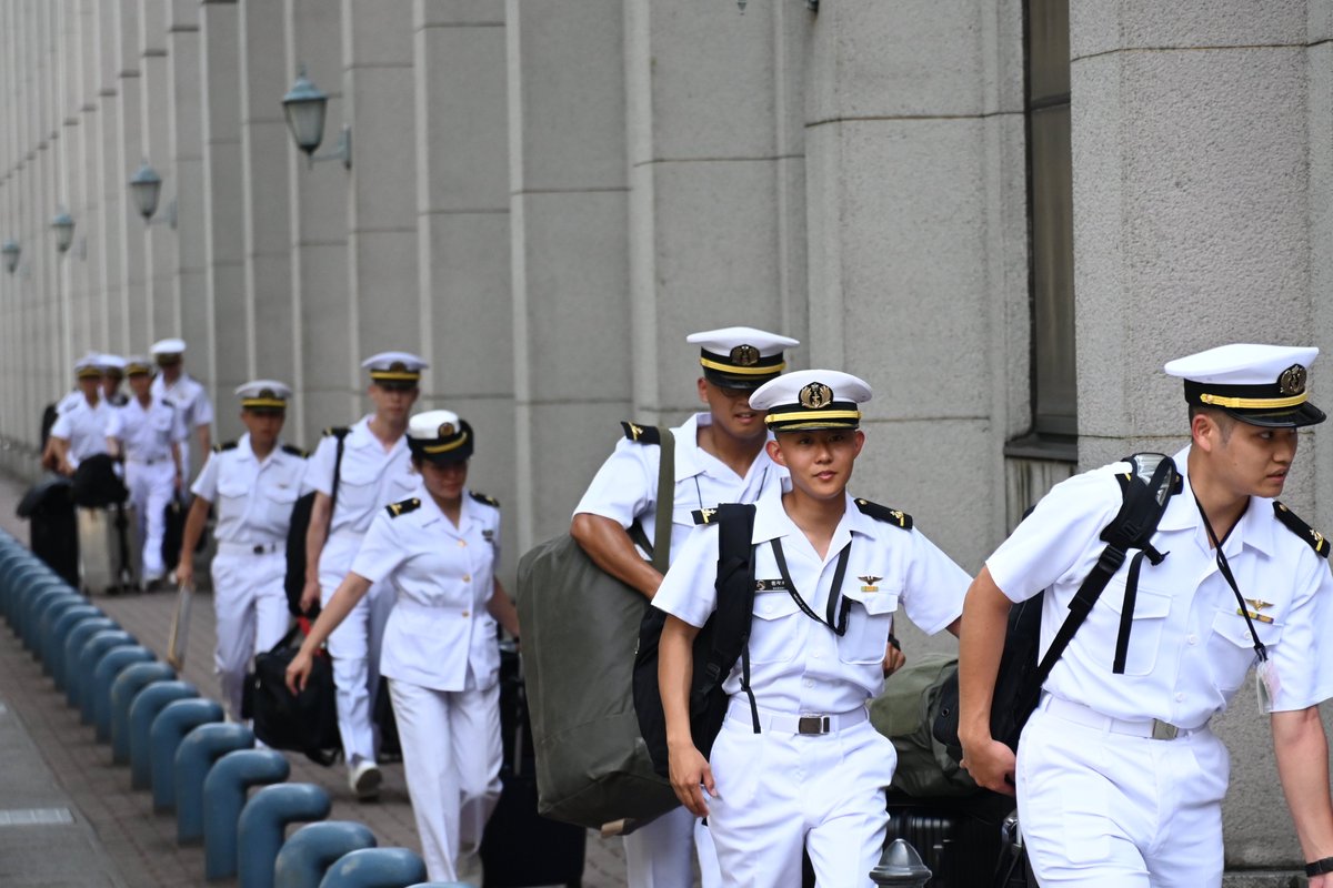 第78期飛行幹部候補生課程の候補生が着校しました。 彼らは全国の航空