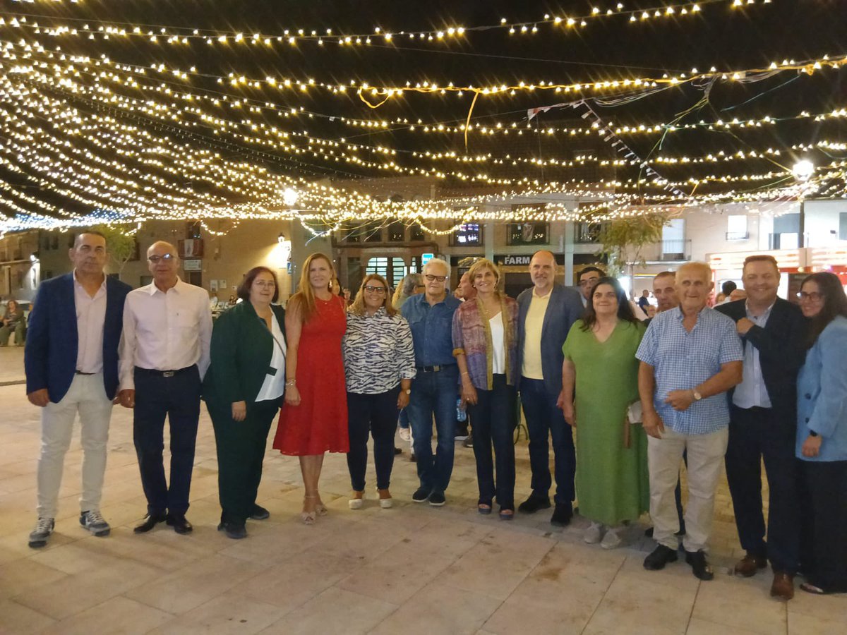 📜 Anoche acompañamos a Cebolla en el pregón de sus festejos en honor a la Virgen de la Antigua.

El municipio vive los días grandes de sus fiestas patronales con orgullo y tradición.