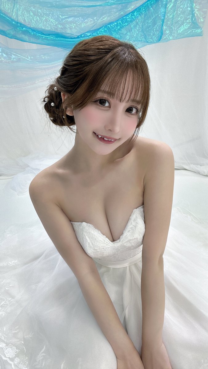生誕祭のミーティングしてきたよ〜！！
最高に盛り上がるセトリと企画を考えてきたよ✨️
もっともっと当日が楽しみになっちゃった(´﹃｀)💭
少しですが立見席は空いてるので、当日水色のペンライト持って是非生誕祭お祝いしに来てね🩵
🔗 https://t.co/foIfjONkzj https://t.co/Rv9WHtUPut