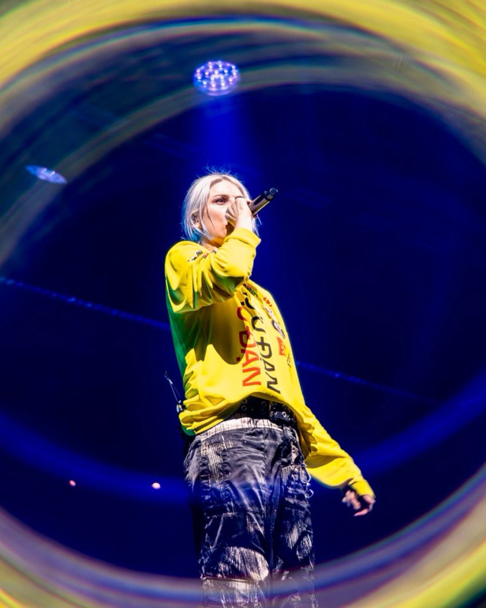 a.🍍| fan account tweet media