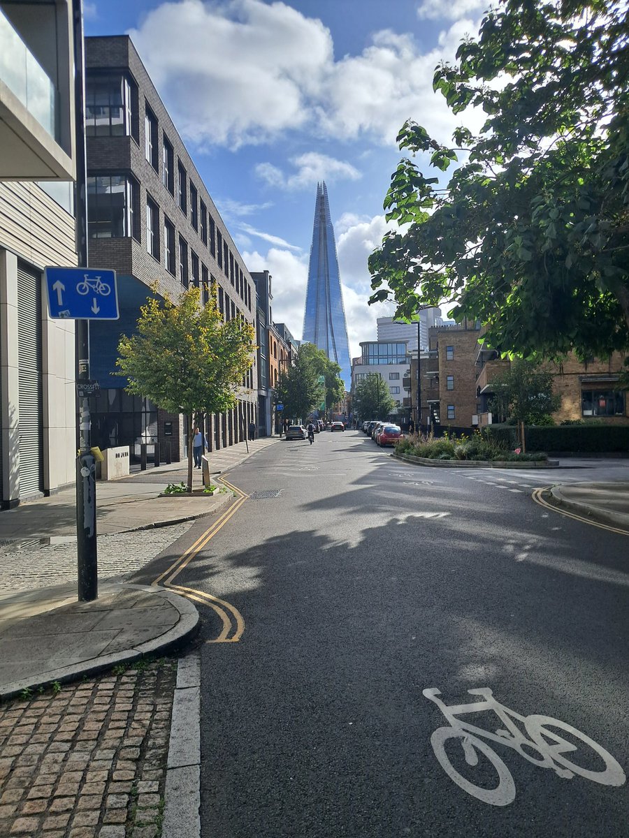 CB_cycles's tweet image. My adventure on 2 wheels started a week ago today from Waterloo Road in London and ended here in Waterloo Road in Cardiff.
What an epic adventure it's been, but it's time to home...

...tomorrow.
I'm having one last day on the bike &amp;amp; I'm off to Swansea  🚴‍♂️🏴󠁧󠁢󠁷󠁬󠁳󠁿 #cycling #ukcyclechat