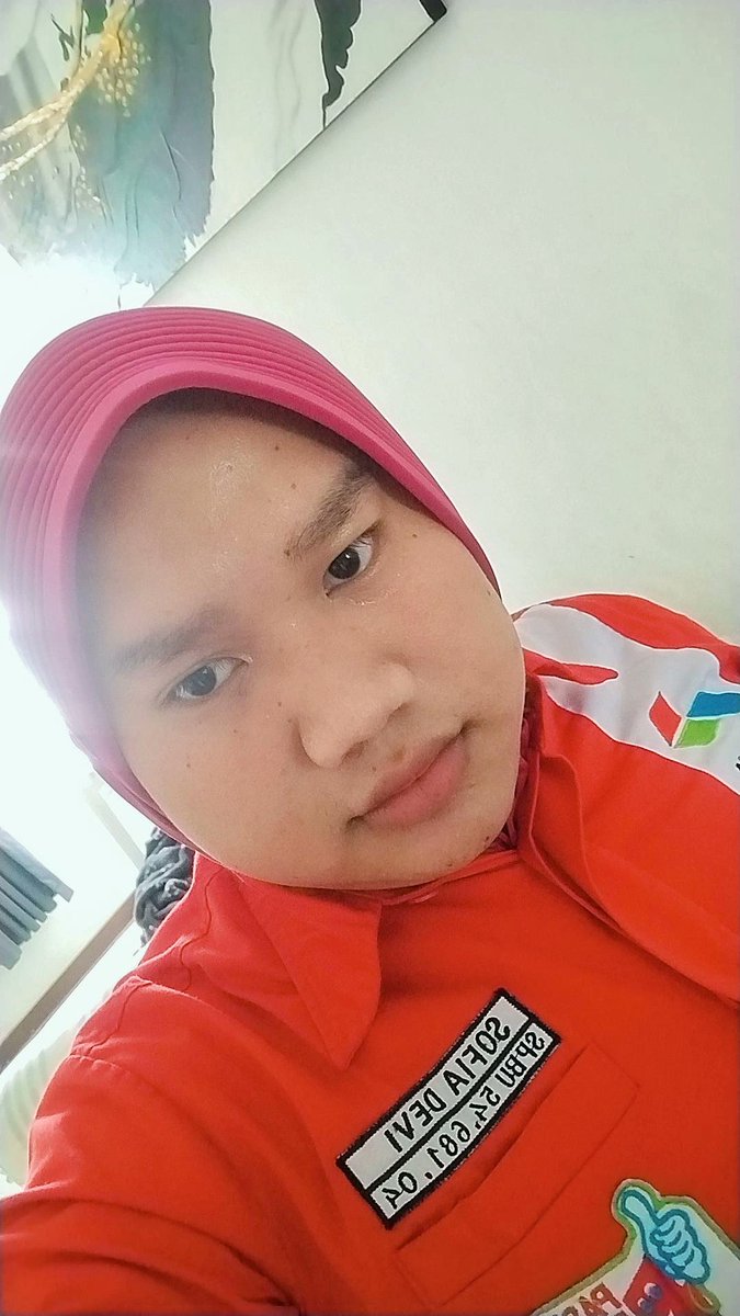 Sofiadevi_2001's tweet photo. Capee pulang kerjaa,🛵🛵⛽⛽ https://t.co/musBzbJLZD
