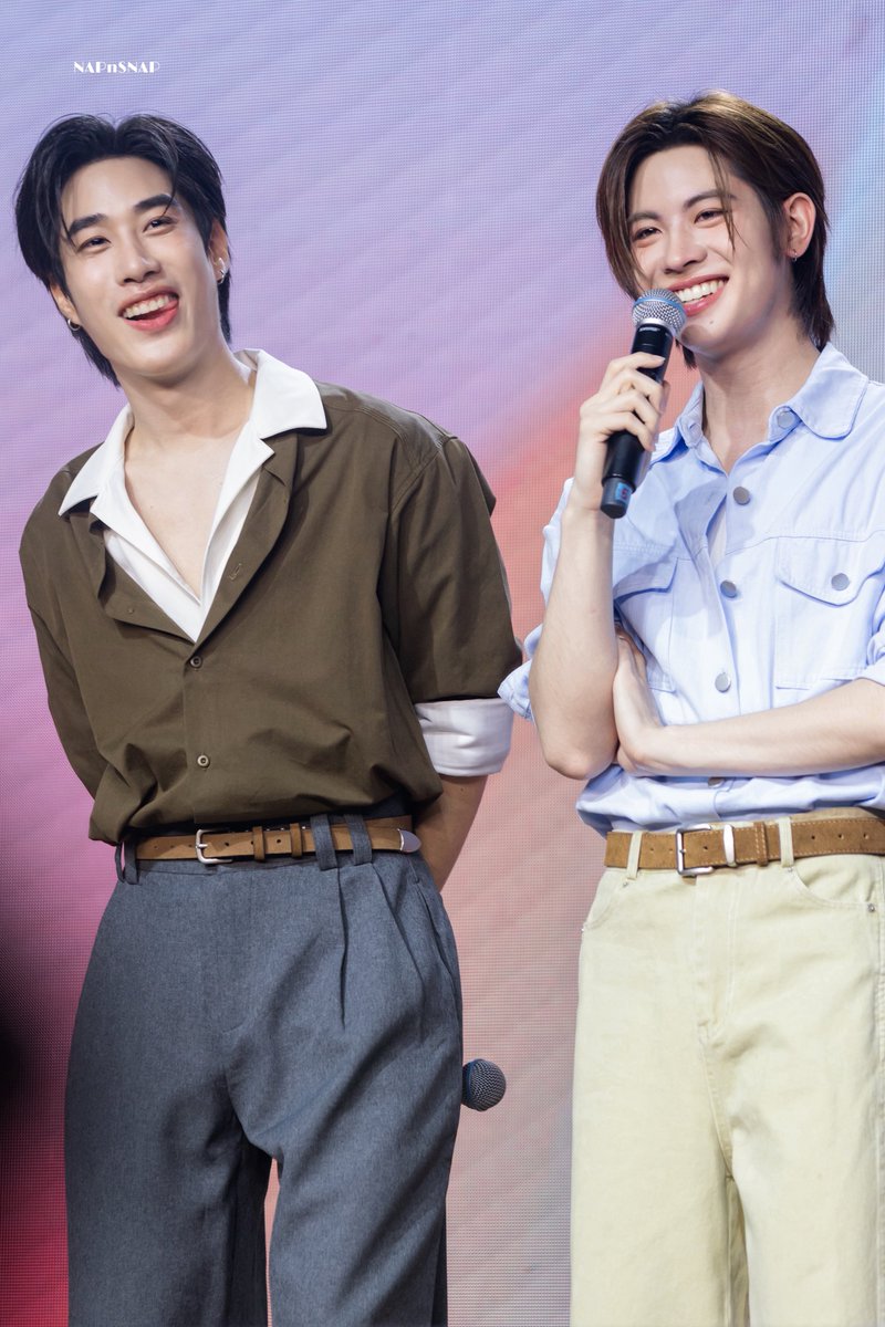 รีแอคเติ้ลตอนเฟิร์สบอก “ผมไม่ต้องยาว ก็มัดใจได้” พี่สุดหล่อเสียการทรงตัวเลยย 😆

GROWING TOGETHER x TFO

#PRAEWCHARITY2025xDMD
#PRAEWCHARITY2025
#เติ้ลเฟิร์สวัน #TleFirstone
#TLE_mtm #Firstone 
#NAPnSNAP