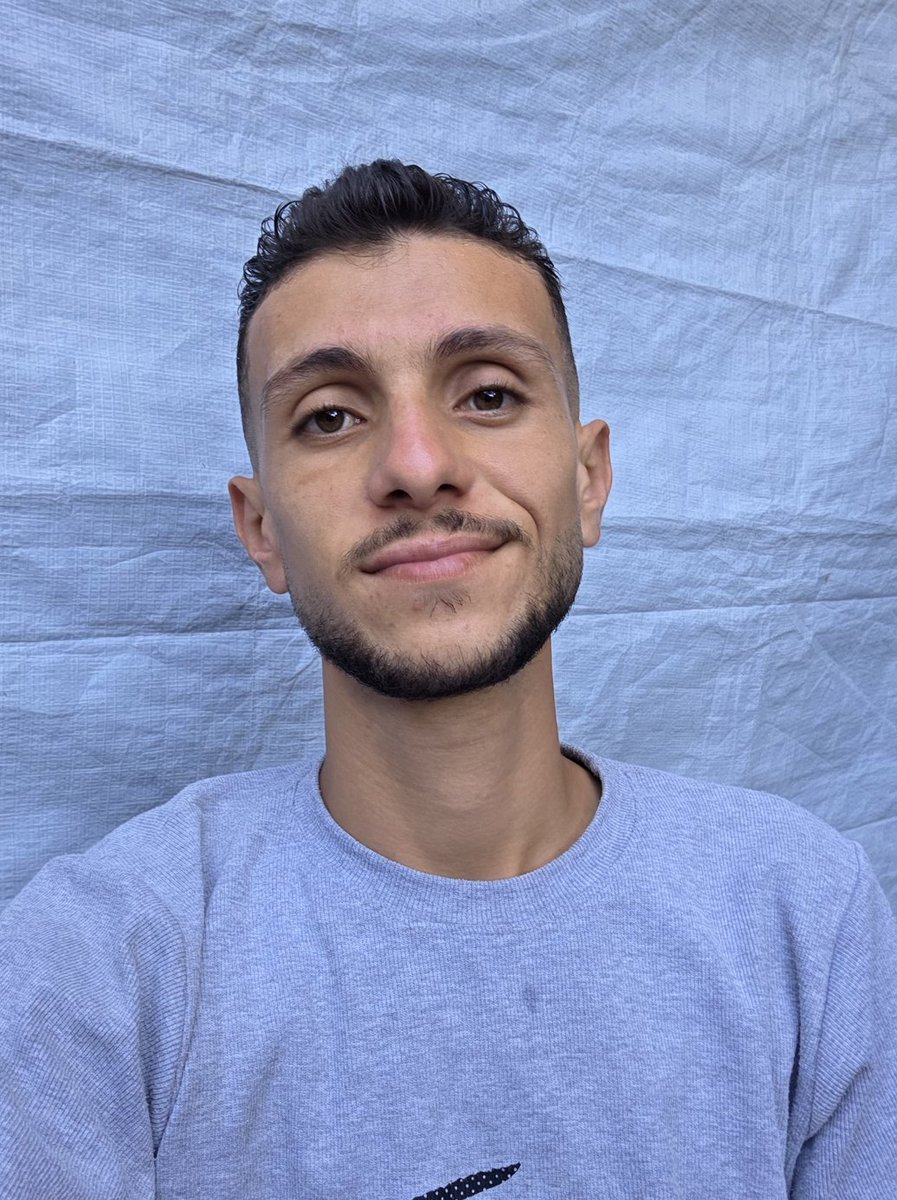 Mahmoud Massri is a phenomenal writer.
Like <a href="/AlaaQAlQaisi/">آلاء</a>, he somehow pares words of exuberant, sublime truth from the horrors of such brutal colonial violence.
Writers of Gaza, you are extraordinary. An inspiration.
We are with you in our hearts &amp; minds
<a href="/MahmoudMassri15/">Mahmoud Massri | مَحْمُود 🇵🇸</a>
<a href="/arablit/">ArabLit & ArabLit Quarterly @arablit.bsky.social</a>