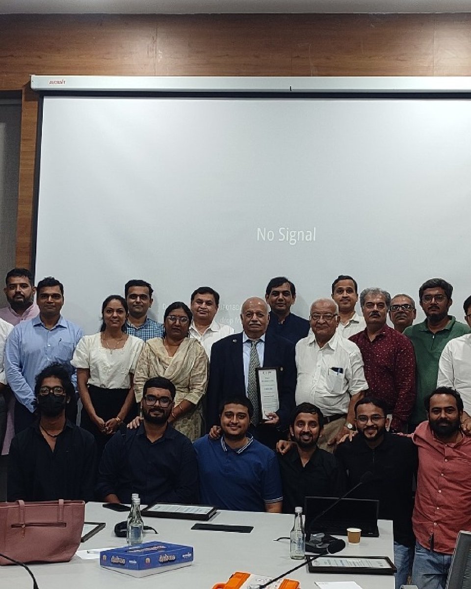 ninemediacenter's tweet photo. Proud moment! 🎉
Our Founder, Mr. Vishal H. Raval, received a Token of Appreciation from the Mentor Mixer Program by GUSEC, Gujarat University for his invaluable contribution as a mentor in nurturing innovation &amp; entrepreneurship. 🌟 #GUSEC #MentorMixer #Entrepreneurship https://t.co/NPYDnLIZ8H
