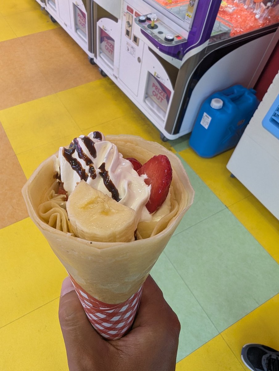 最近の甘辛飲食🍩🍛🌶️🍔🍓🍌🍫
甘党も辛党も最高に美味しい🍯🌶️
こういう時間マジで幸せ(๑´ڡ`๑)
色々と大変な事ある人生だが楽しみがあるから乗り越えられる✊️
これからもまだまだ盛り沢山な事が待っているから頑張れる👊
この後も行こうとლ(´ڡ`ლ)
今日は🀨☕に決めたぜよ🥮💨