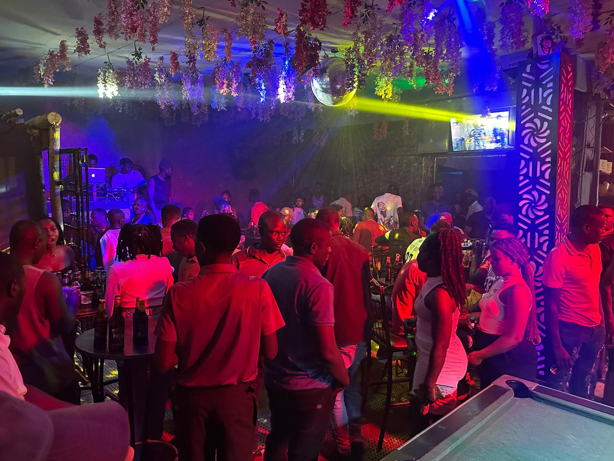 DjNali_'s tweet image. Last night in Kireka
I am #DjNali