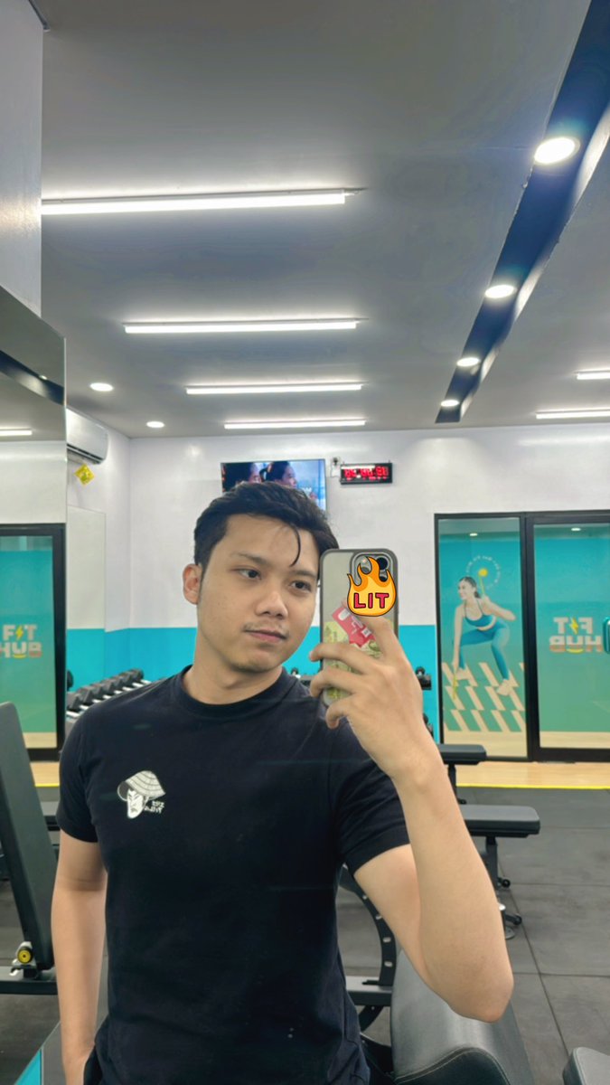 Someone said: yang rajin gym nya Biar ga di hujat netizen