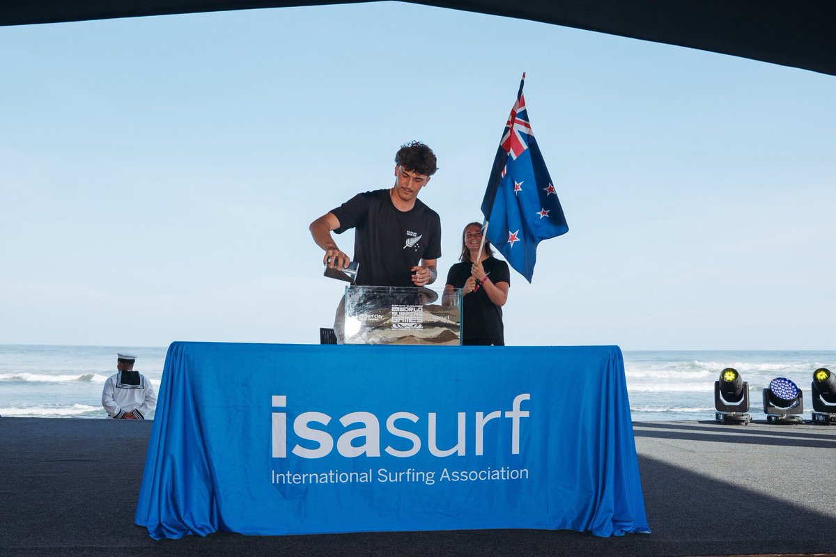 Team NZ | El Salvador. <a href="/ISAsurfing/">International Surfing Association</a>