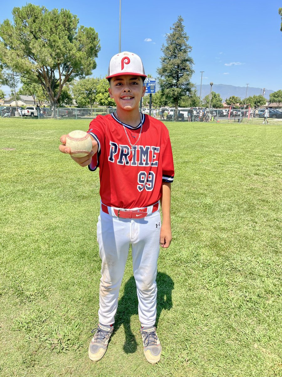 Prime_Yth_Bsbl's tweet image. Hector Verduzco another solid piece to @Prime_Yth_Bsbl puzzle 🧩 with above average work ethic - couple home runs shown and 4 total HR’s finishing the end of 11u season. Just getting started and settled in with 12u season starting up. #FarmSystem #WorkWins #Compete
