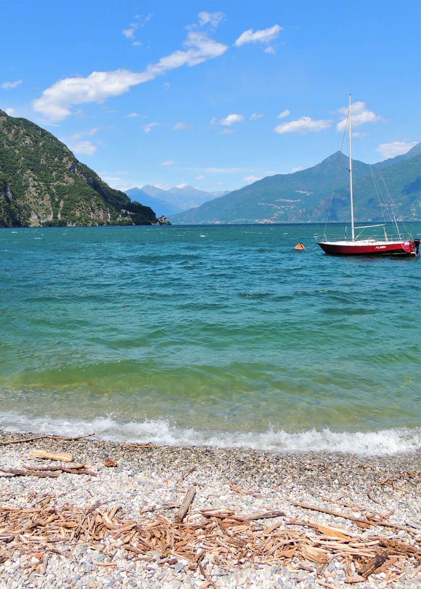 AlishaVict3092's tweet photo. Menaggio,Lake Como,Lombardy-Italy. https://t.co/KHv1U2rGFg