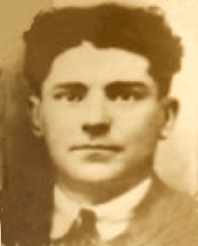 8 sept. 1941. Arras. Un mineur, communiste, en lutte dès 1940 pense à ses 4 enfants: "Qu’ils soient fiers de leur papa qui marche à la mort avec la tête haute d’un Français,d’un vrai Français qu’il a toujours été... Et vous, n’oubliez jamais ceux qui vont tomber". Alfred Delattre