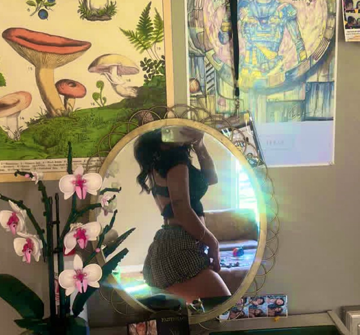 faexbabe's tweet photo. New pinned‼️

✩ she/her 
✩ 23! MDNI
✩ Open to most fetishes but HARD pass on bestiality and pedophilia 
✩ Favorite color is lavender and my favorite song atm is Pulling Teeth by slow joy! 
✩ Miffy, trinkets, and book addicted.
✩#nsfwtwt #moothunt

♡ / ↻ to be #moots https://t.co/MNbl2Ebhxf