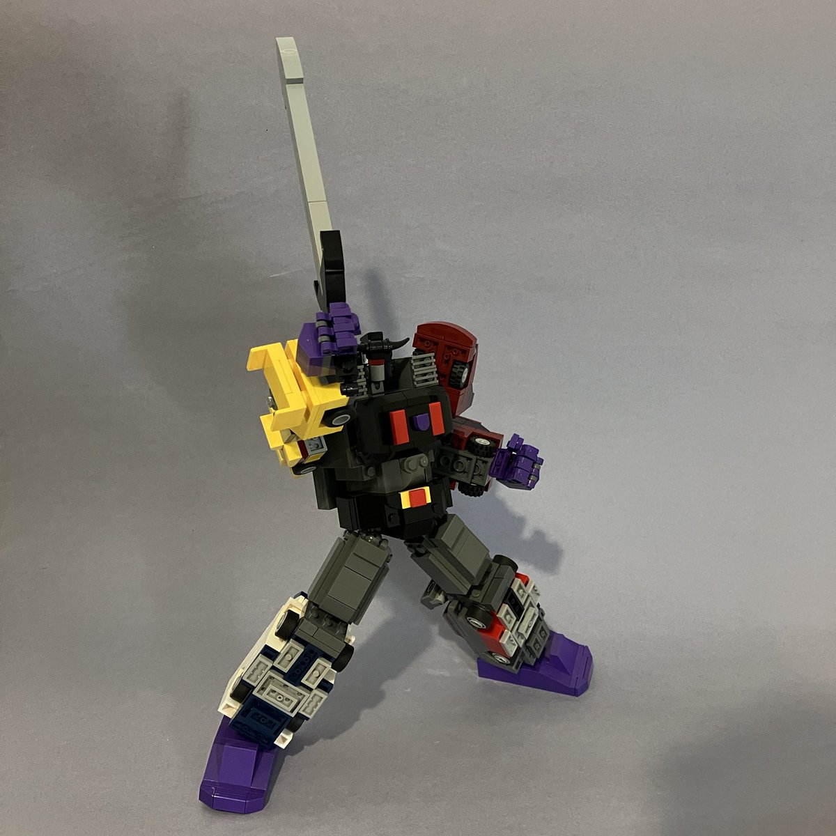 LegoGuy31's tweet image. rebrickable.com/mocs/MOC-23433…

#トランスフォーマー #menasor #transformers #cars #g1 #lego #moc #mocer #mocs #afol #legobuild #legocreation #legomoc #decepticons #tbb #robo #robots #tbbme #robos #mech #mecha #mechs #mechas  #toys #motomaster #legoinstructions #instructions #build