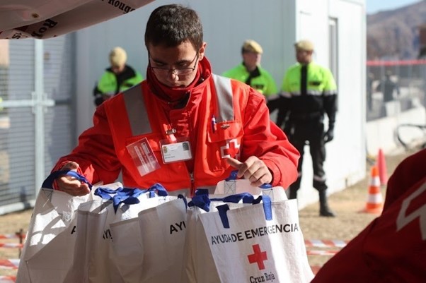 #DíaMundialDelCooperante  
Querernos agradecer a quienes llevan esperanza, ayuda y cambio a comunidades en todo el mundo. Damos gracias a todas las personas cooperantes que ofrecen su tiempo para mejorar la vida de las personas que más lo necesitan.