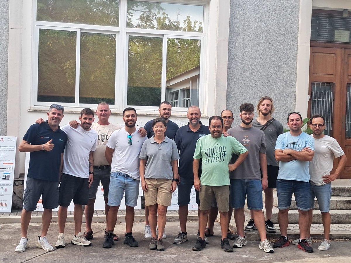 🌾Hace unos días nos visitaron miembros del Consejo Rector de la Càmara Arrossera del Montsià y jóvenes agricultores de #Cataluña para conocer las actividades del Departamento del Arroz #SuecaIVIA. ¡Fue un placer ver el interés y el empuje de estos jóvenes agricultores! 👩‍🌾