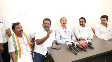 Today (08.09.2025), inaugurated the Nanguneri Assembly Constituency Congress Office at Ruby Elite Township, Nanguneri, Tirunelveli district.

This office will serve as a symbol of our commitment to strengthen the roots of Congress and to safeguard democracy in Tamil Nadu. It will