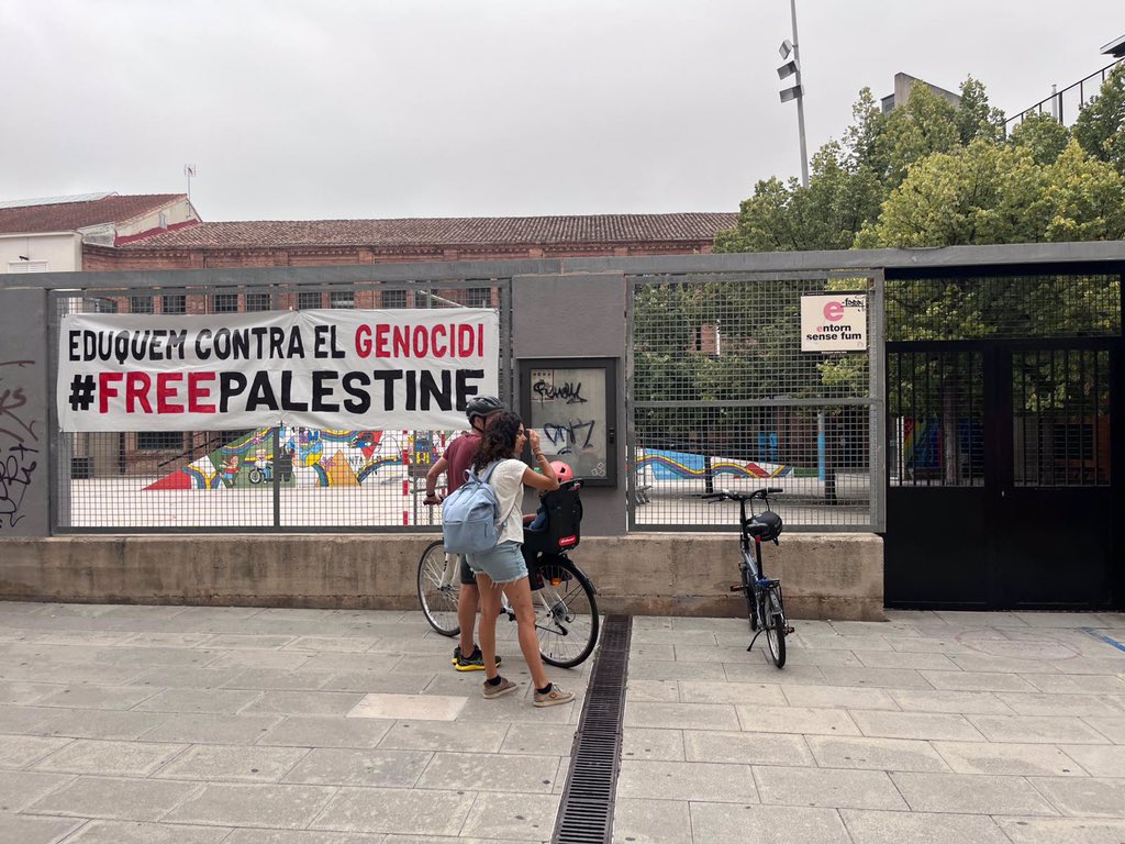 1.066 🚜 tweet media