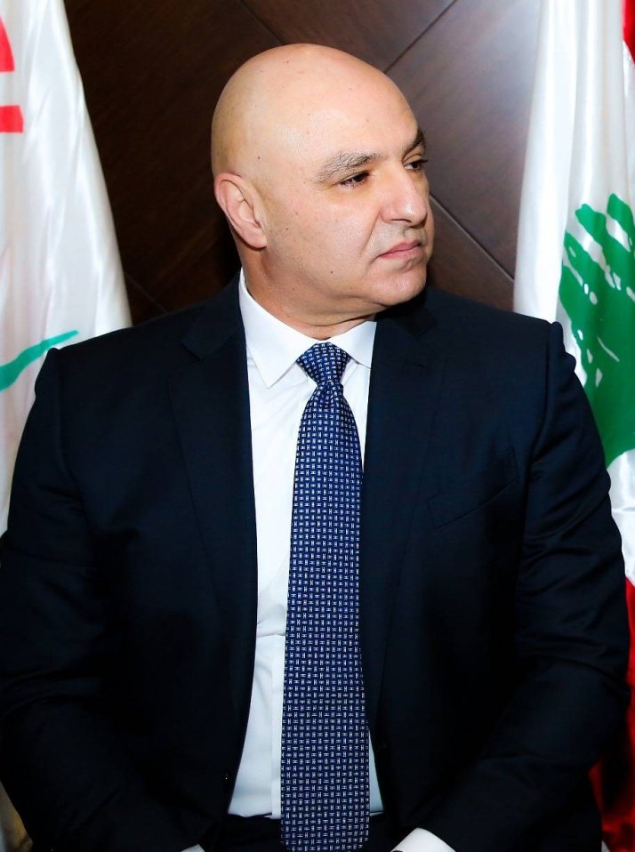 اليوم في رئيس عندو الجرأة يطالب بتسليم السلاح… ونحنا معو.
#جوزاف_عون