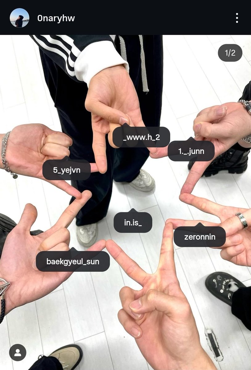 a_tiny_may's tweet image. My elast :((( and even if innie aint there rn hes tagged in the middle IM LITERALLY UGLY CRYINF RN