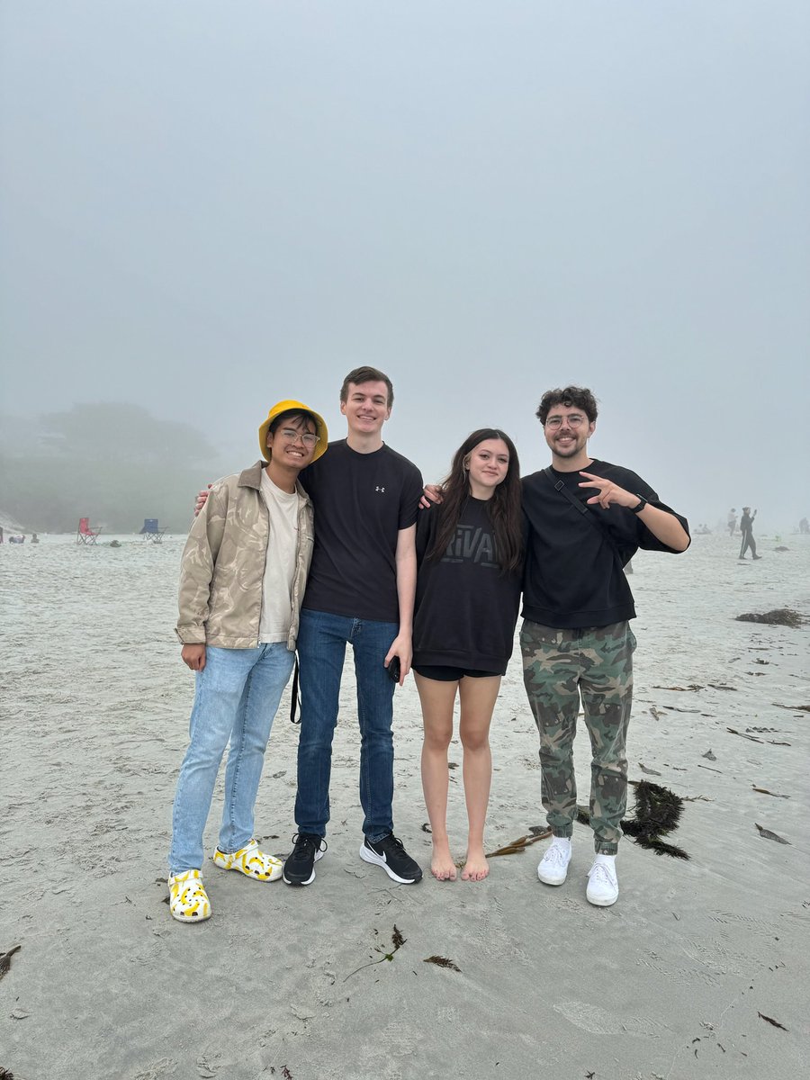 RDC was truly amazing, I had such a good time getting to meet new people and spending time with old friends :D 

Thank you to everyone, and a huge congratulations to all the award nominees and winners!!