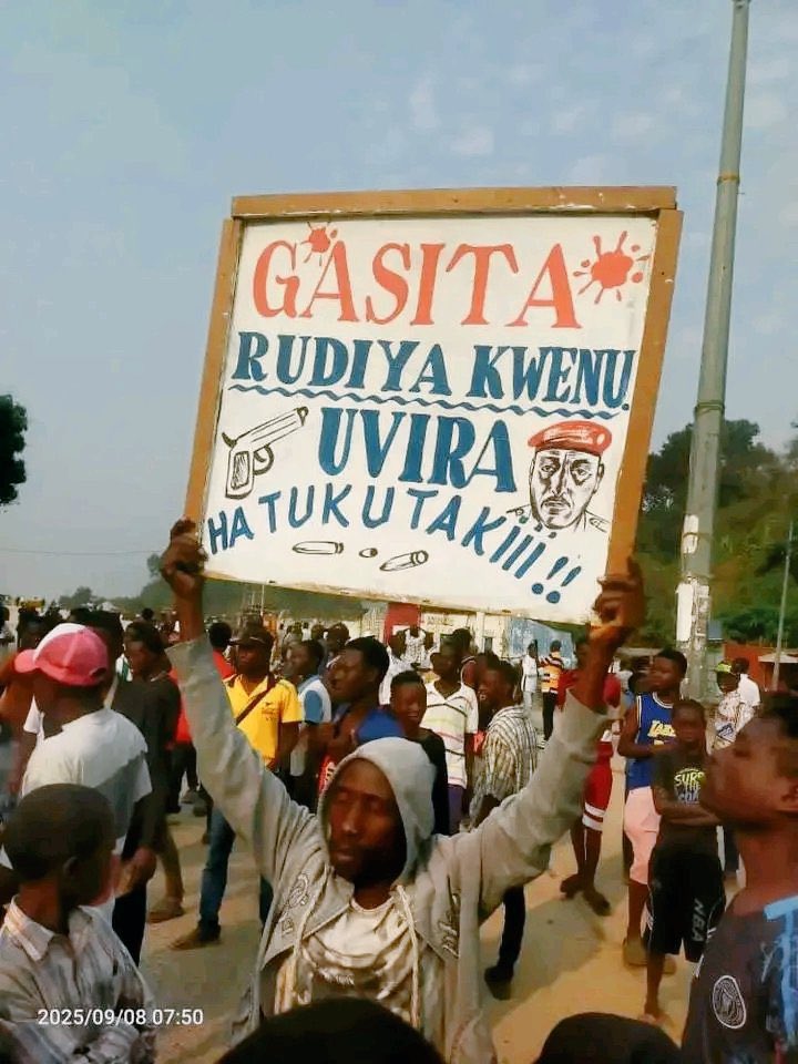 #RDC: ‼️🛑🚨Marche à Uvira | Le premier cliché de la marche contre le Général Olivier Gasita à Uvira ce lundi 8 septembre 2025.