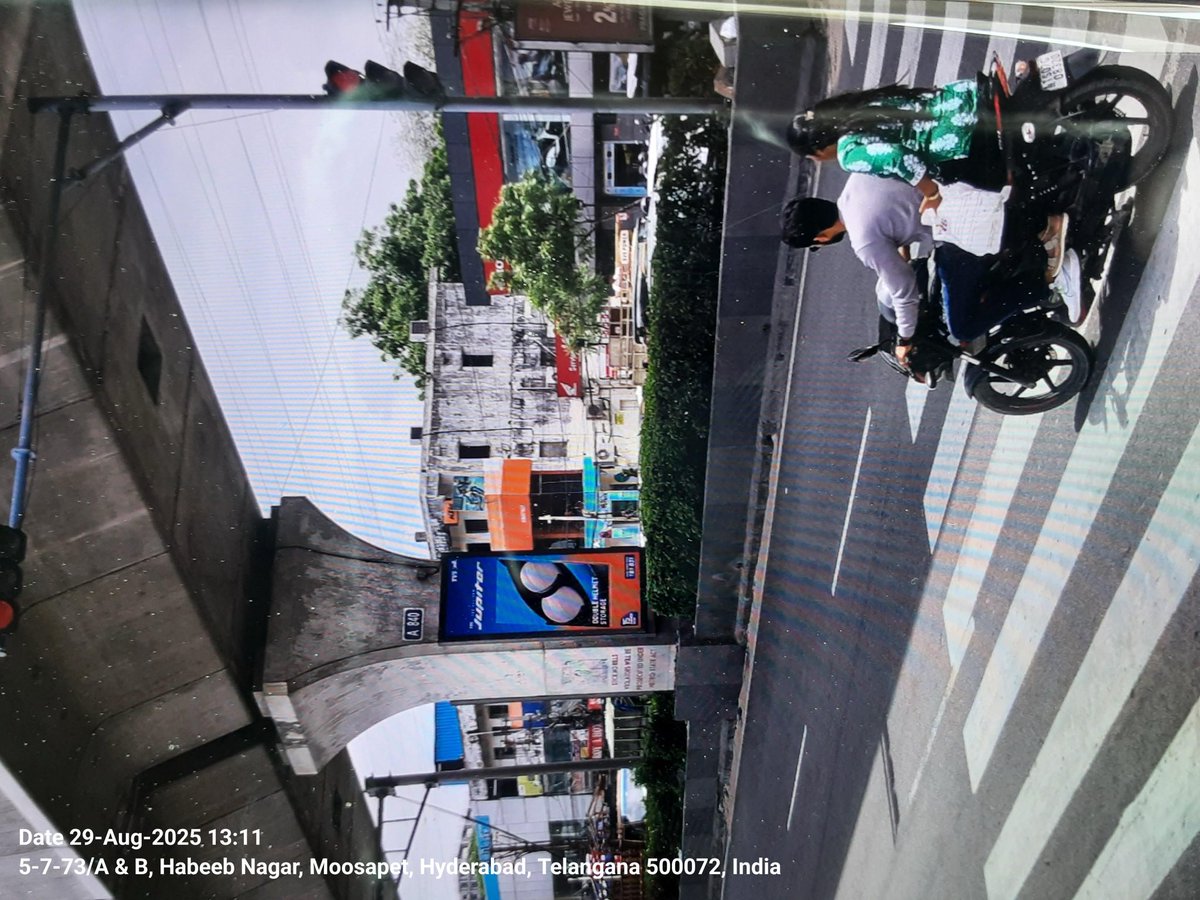 cool_villan's tweet photo. I received a wrong challan for my vehicle TS07GW8320, which has echalan number CYB03ET258288008 that does not belong to me. I reported this on the echalan website 10 days ago, but there has been no action taken yet.
@HYDTP @hydcitypolice @RCKTRAFFIC https://t.co/2d7oz3ANUc