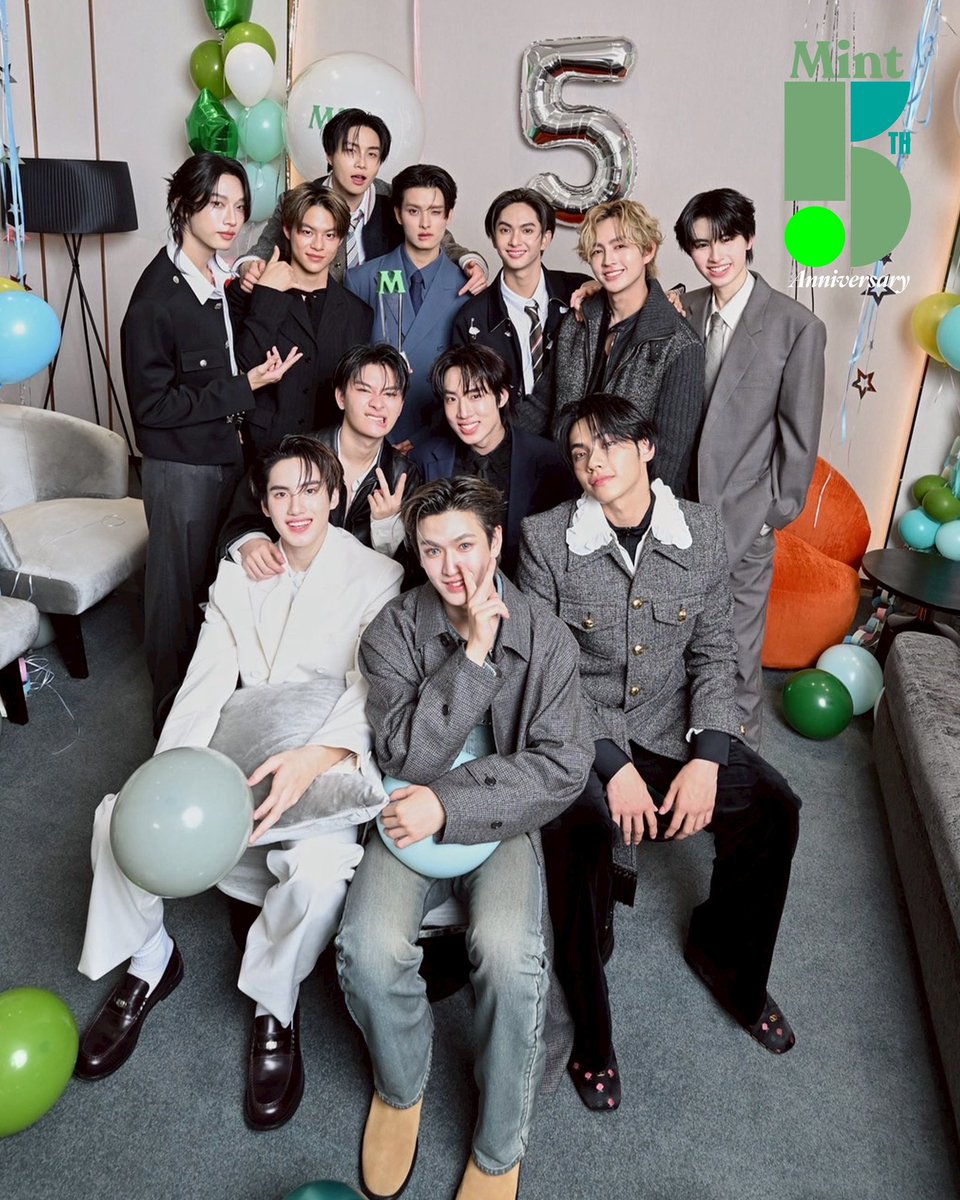 💚CONGRATULATIONS!💚

🏆 BEST COVER OF THE YEAR : #MintVol25 #BUSbecauseofyouishine 

#MchoiceMintAwards2025 
#MchoiceMintatICONSIAM 
#MchoiceTH 
#MintAwards2025 
#MintMagTH