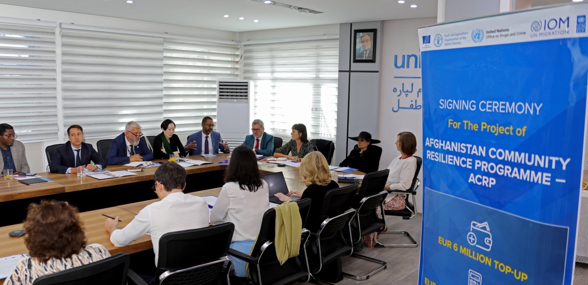UNDPaf's tweet image. The @EUinAfghanistan signed an agreement adding €6M to the Afghanistan Community Resilience Programme (ACRP), raising its total support to €21M. This will help Afghan communities face climate change, drought &amp;amp; displacement with strength. Read More: undp.org/afghanistan/pr…