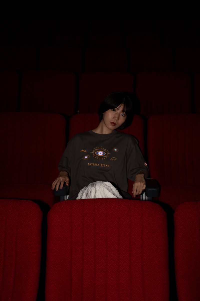 ✨👁️NEW GOODS👁️✨ ☂️キタニタツヤ オーロラTシャツ ヘーゼル