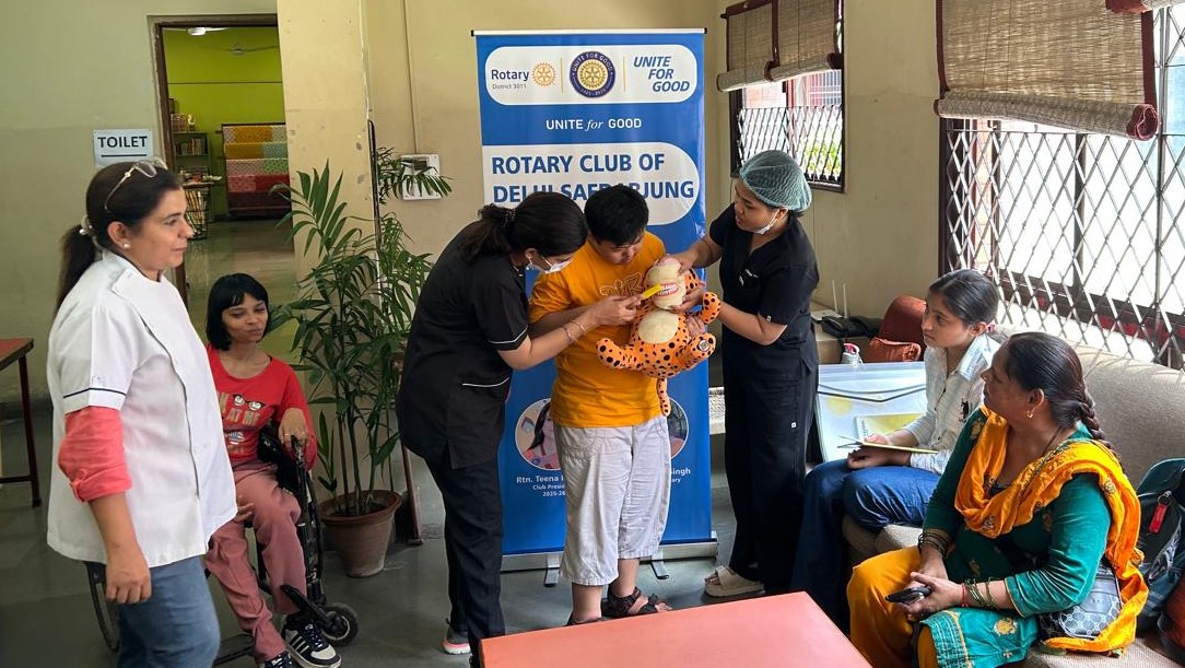 India_AADI's tweet photo. Dental screening camp and a Dental hygiene workshop were organized on the 28th of August 2025 in partnership with the Smile Foundation and supported by Rotary Safdarjung. A team of highly motivated doctors and their assistants, led by Dr Ethings, screened persons with disability. https://t.co/KAvi9jDYWX