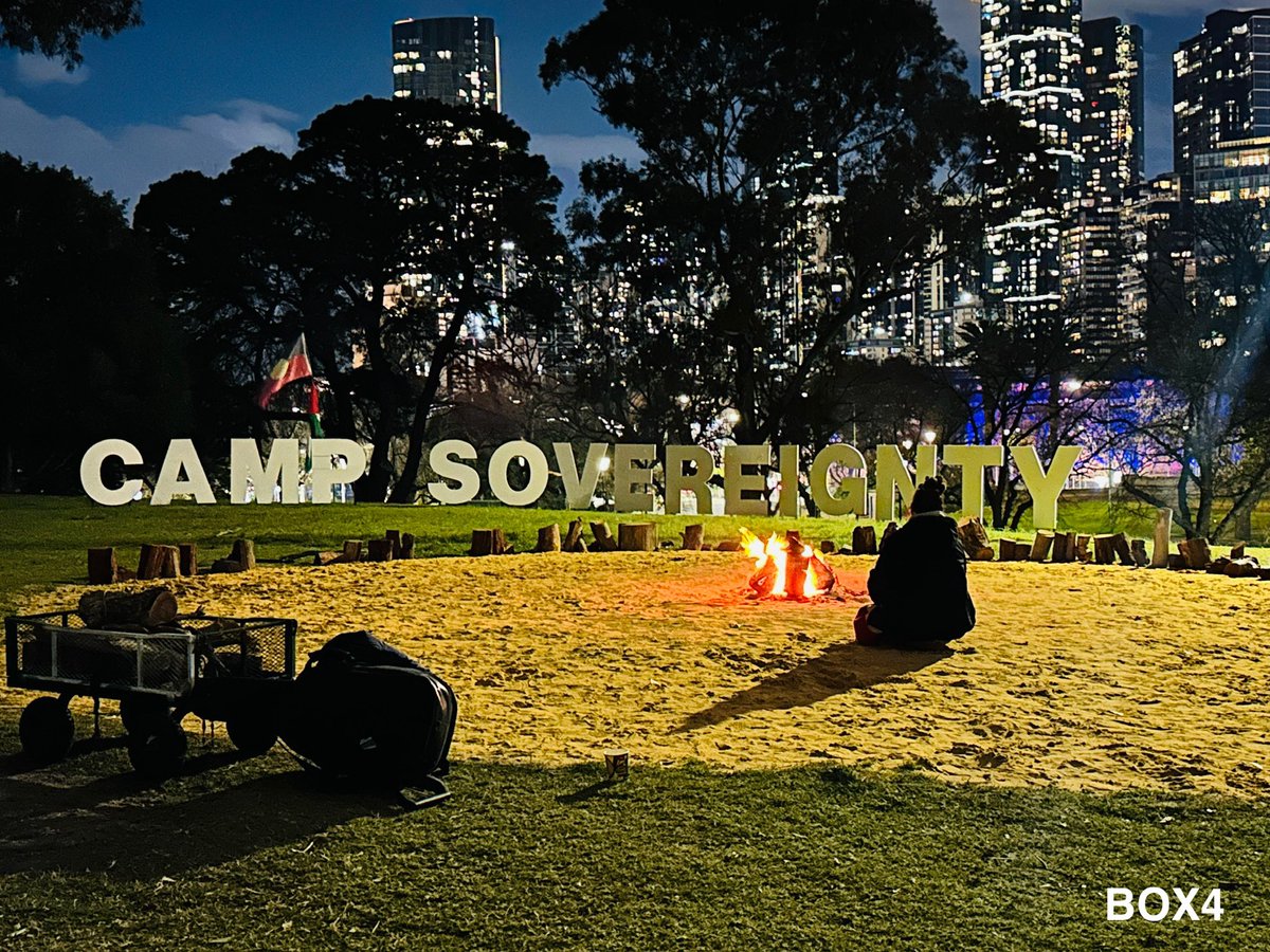 After a weekend of intense positive activity, all was peaceful at Camp Sovereignty. ( 8.20 pm, Sunday, September 7, 2025, Kings Domain, Melbourne )