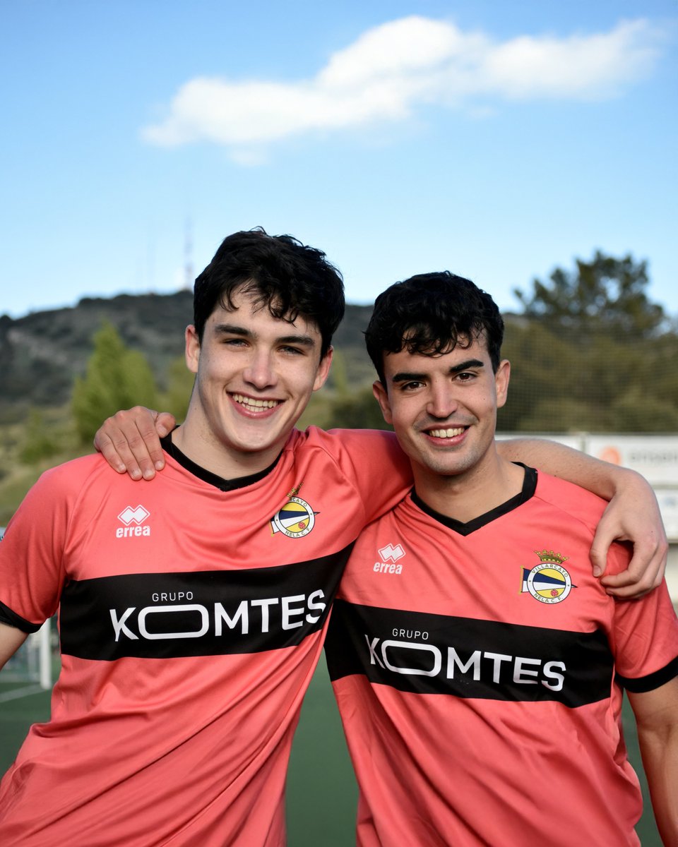 komtesgroup's tweet image. We&apos;re thrilled to renew our sponsorship with Villarcayo Nela CF! It&apos;s more than a collaboration; it&apos;s a commitment to sports and our community.

Best of luck to the team, coaches, and board for the new season! Let&apos;s do this! 

 #AlwaysProtected #VillarcayoNelaCF