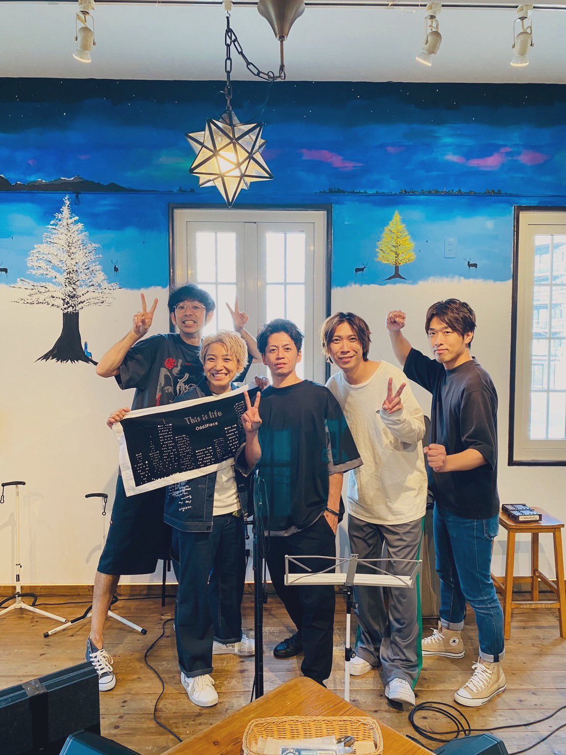 rinrin様❤ 目の高さの鼻の横にハイライト入れると かわいいよ💝✨